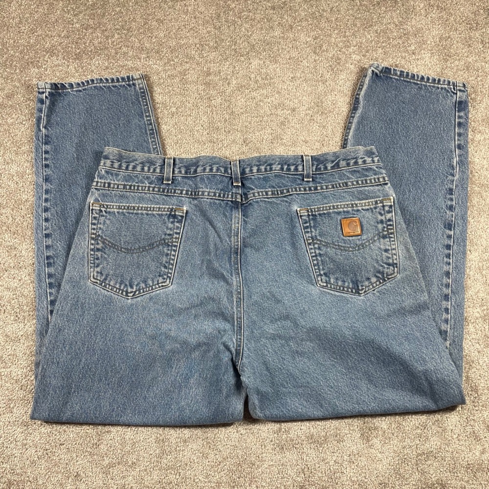 Carhartt Jeans Mens 41 x 32 Relaxed Straight B17 DST Medium Wash (Sz Tag‎ 42x32)